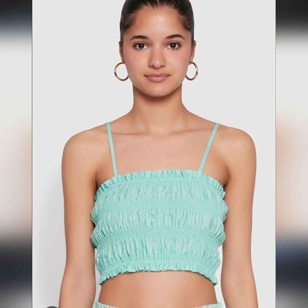 NWT Hunter And Brown Cotton Seafoam Green Smocked Peasant Crop Top Large